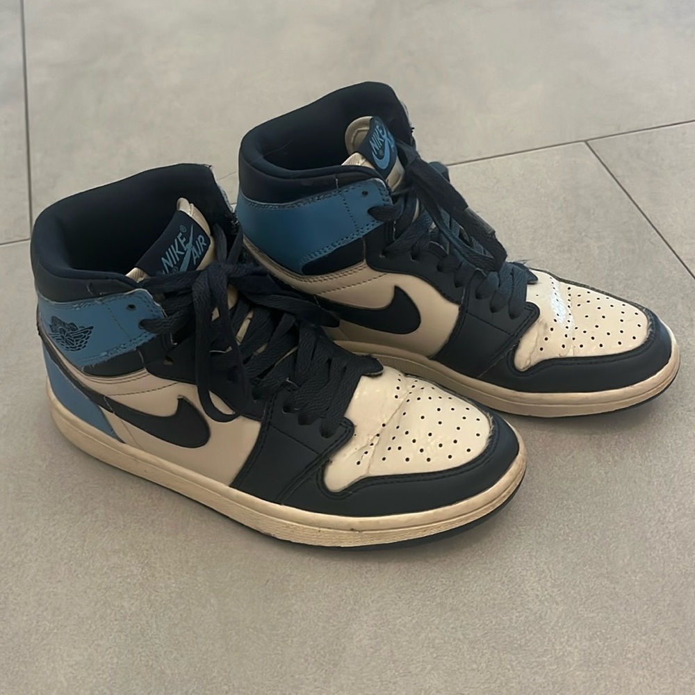Used Air Jordan 1 Retro High OG 'Obsidian'